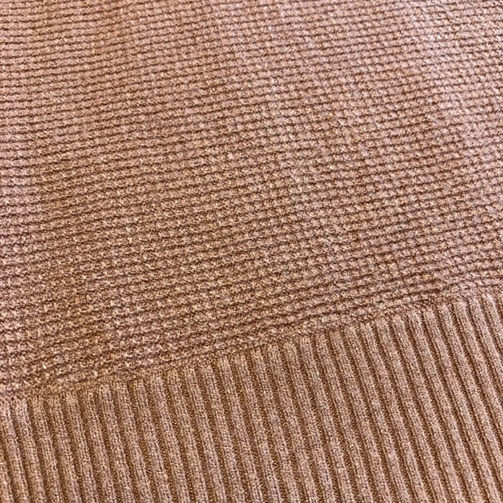 TAHARI KNIT SWEATER TOP - Picture 6 of 6